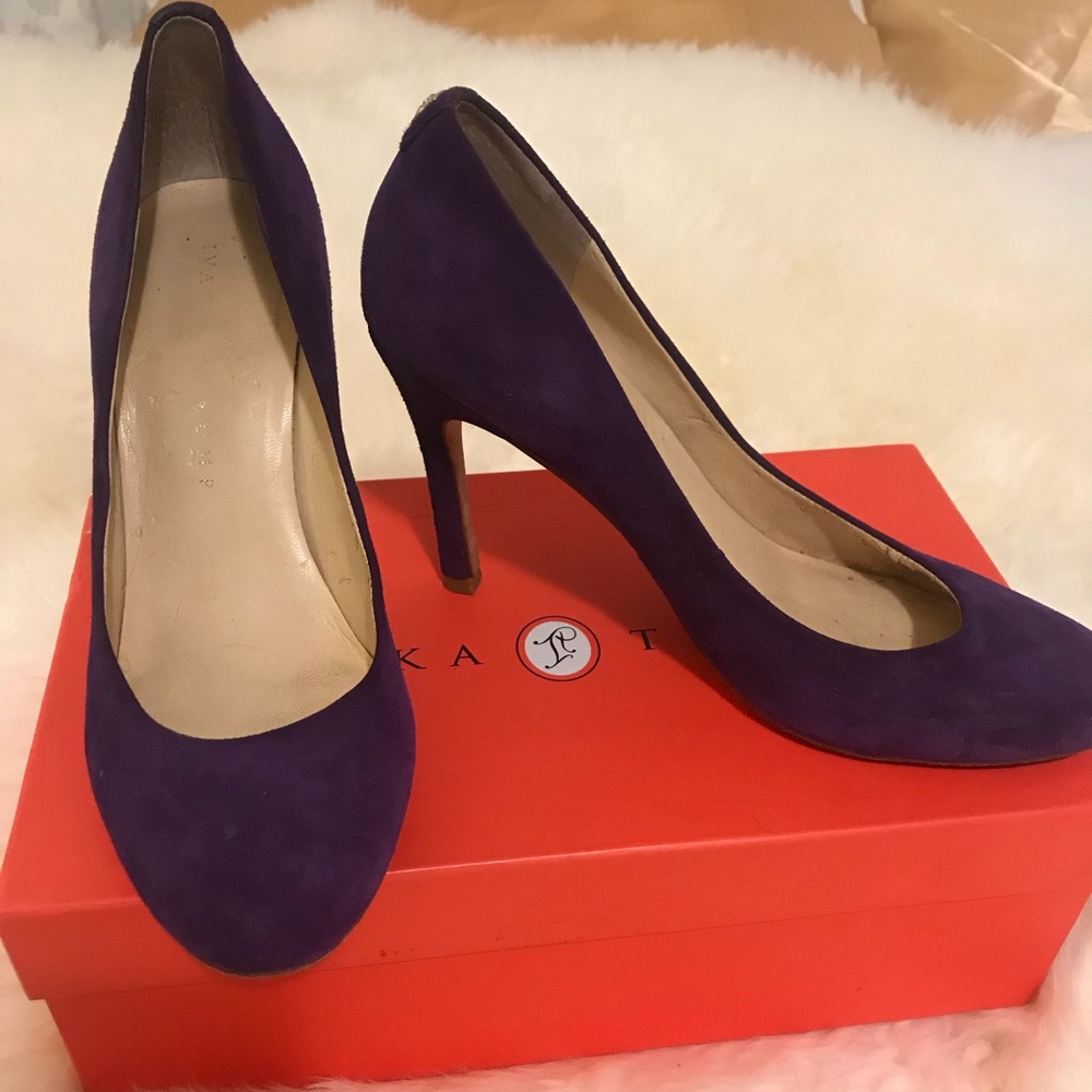 Ivanka Trump purple suede pumps 7 1/2